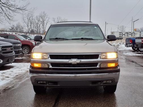 2002 Chevrolet Suburban LS
