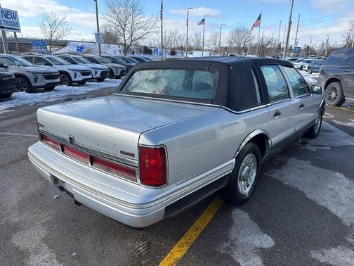 1995 Lincoln Town Car Executive