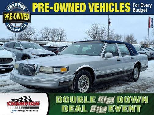 1995 Lincoln Town Car Executive