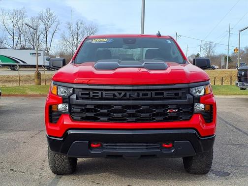 2023 Chevrolet Silverado 1500 Custom Trail Boss