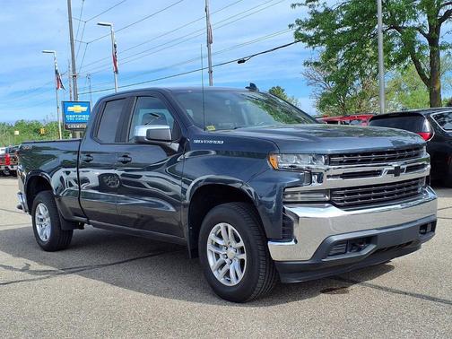 Shadow Gray Metallic 2019 Chevrolet Silverado 1500 LT