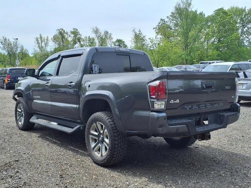 2017 Toyota Tacoma Limited
