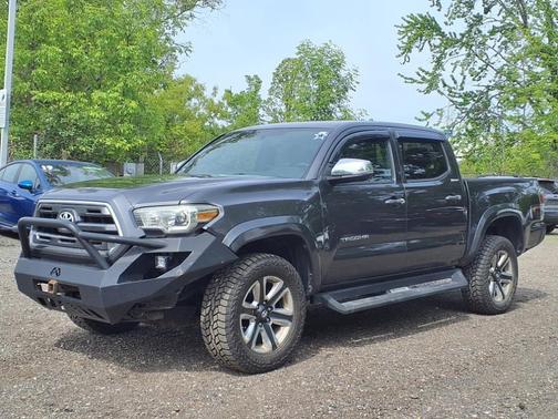 2017 Toyota Tacoma Limited