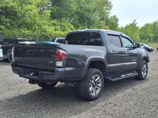 2017 Toyota Tacoma Limited