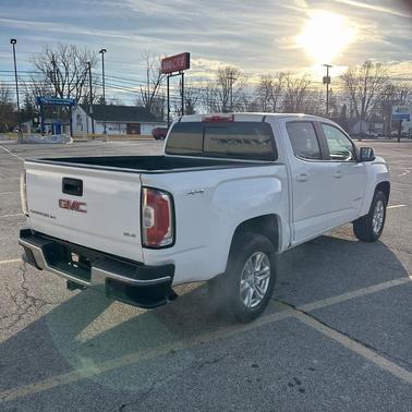 2020 GMC Canyon SLE