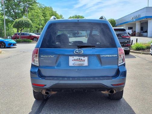 Newport Blue Pearl 2009 Subaru Forester 2.5X Limited