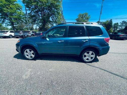 Newport Blue Pearl 2009 Subaru Forester 2.5X Limited