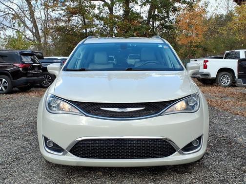 2019 Chrysler Pacifica Touring-L Plus