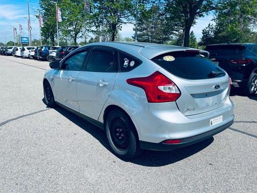 Ingot Silver 2012 Ford Focus SE