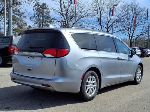 2017 Chrysler Pacifica LX