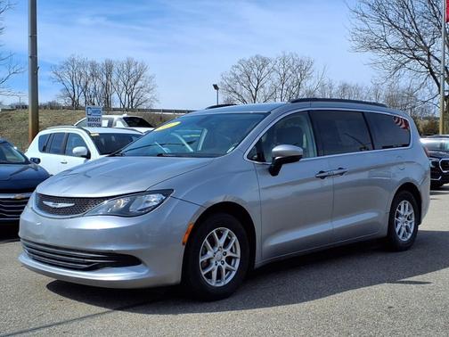 2017 Chrysler Pacifica LX
