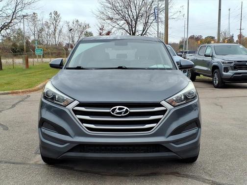 2017 Hyundai TUCSON SE