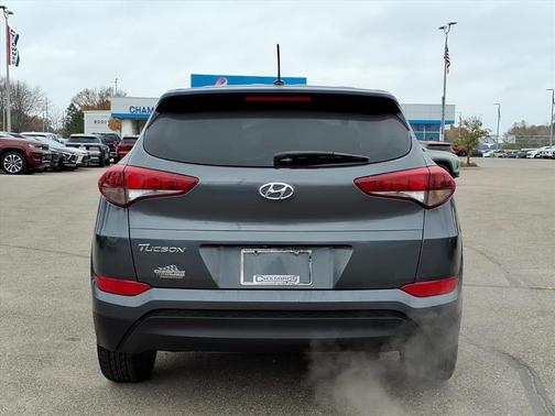2017 Hyundai TUCSON SE