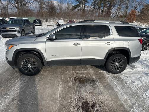 2019 GMC Acadia SLT-1