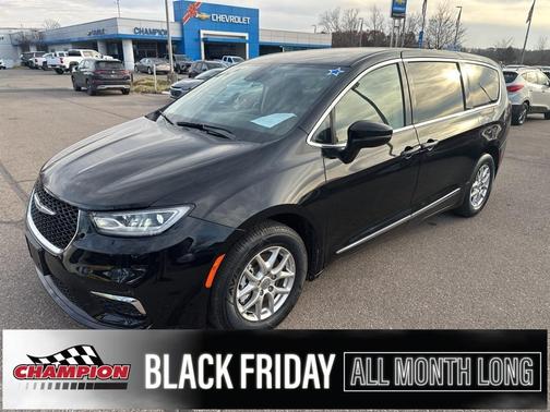 2024 Chrysler Pacifica Touring-L