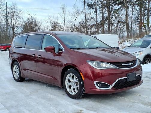 2018 Chrysler Pacifica Touring Plus