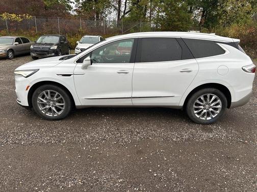 2022 Buick Enclave Premium