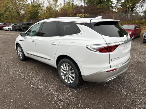 2022 Buick Enclave Premium
