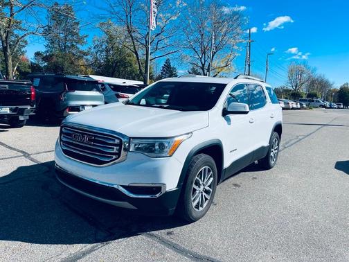 2019 GMC Acadia SLE-2