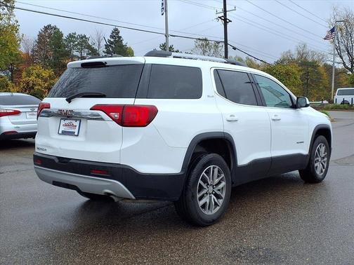 2019 GMC Acadia SLE-2