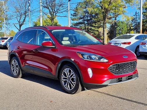 2020 Ford Escape SEL