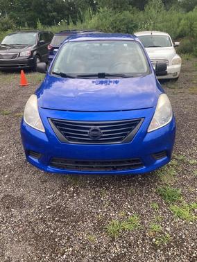 2014 Nissan Versa 1.6 S+