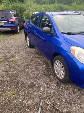 2014 Nissan Versa 1.6 S+