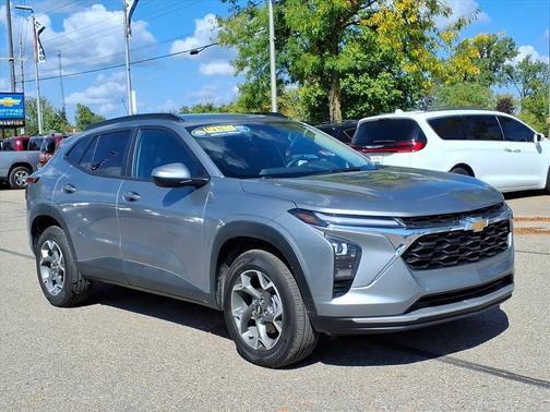 2025 Chevrolet Trax LT
