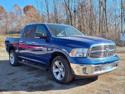2017 RAM 1500 SLT