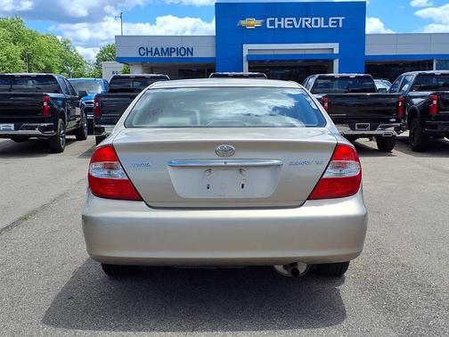 Desert Sand Mica 2002 Toyota Camry XLE