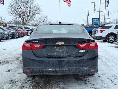 2017 Chevrolet Malibu 1LT