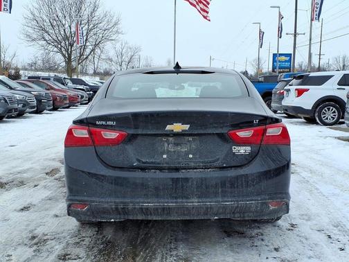 2017 Chevrolet Malibu 1LT