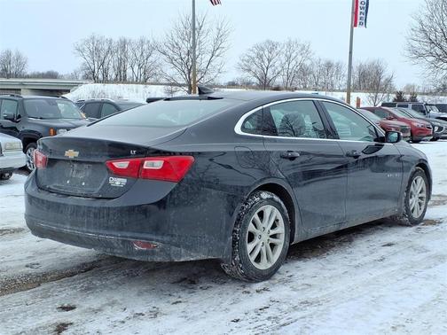 2017 Chevrolet Malibu 1LT