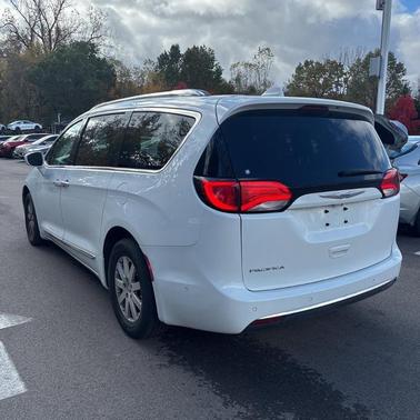 2018 Chrysler Pacifica Touring-L
