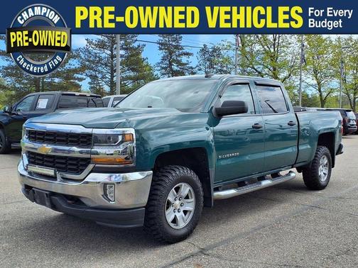 Woodland Green 2018 Chevrolet Silverado 1500 LT