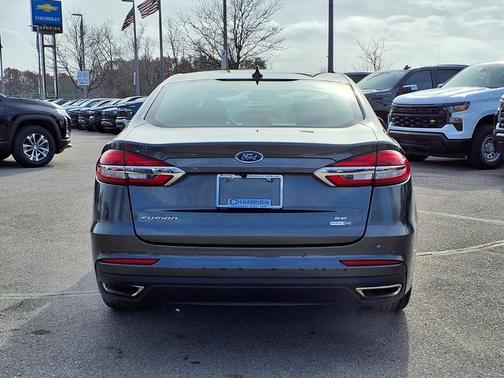 2020 Ford Fusion SE