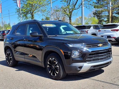 Black Metallic 2023 Chevrolet Trailblazer LT