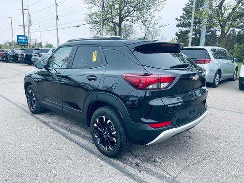 Black Metallic 2023 Chevrolet Trailblazer LT