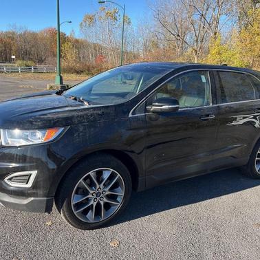 2017 Ford Edge Titanium