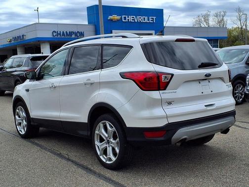 White Platinum Clearcoat Metallic 2019 Ford Escape Titanium