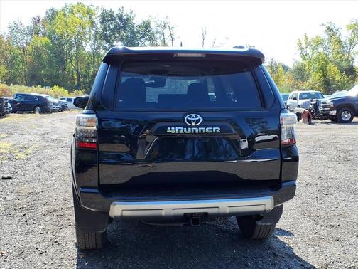 2024 Toyota 4Runner TRD Off Road