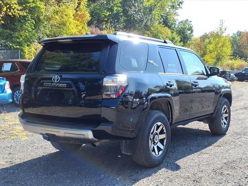 2024 Toyota 4Runner TRD Off Road