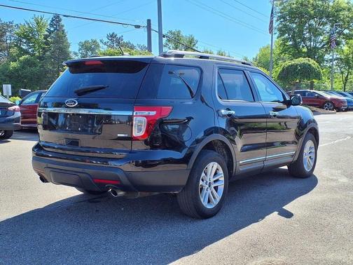 Brown Metallic 2014 Ford Explorer XLT