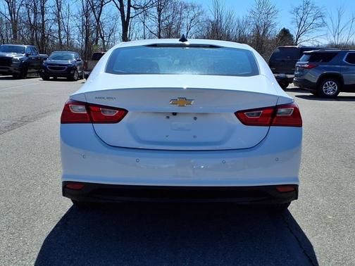 2025 Chevrolet Malibu 1LS