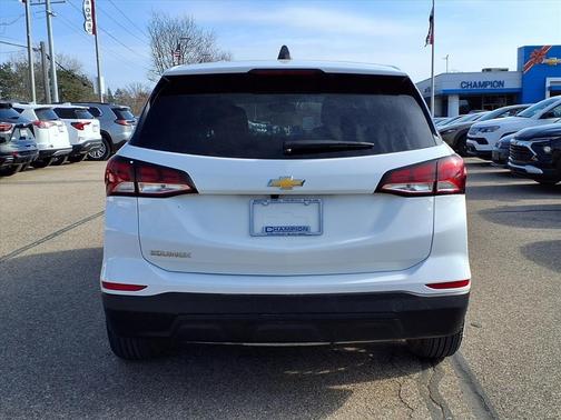2022 Chevrolet Equinox LS