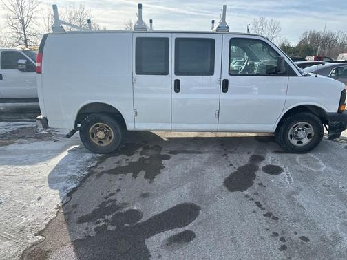 2017 Chevrolet Express 2500 Work Van