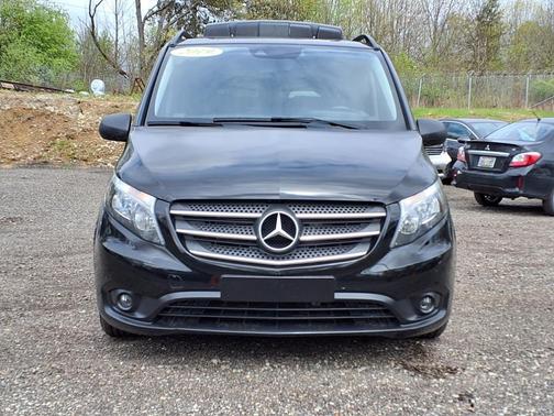 2019 Mercedes-Benz Metris Base