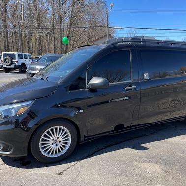 2019 Mercedes-Benz Metris Base