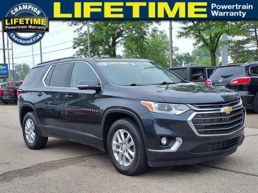 2020 Chevrolet Traverse LT Cloth