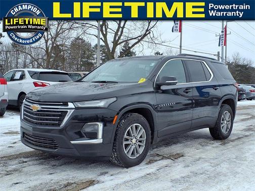 2023 Chevrolet Traverse LT Cloth